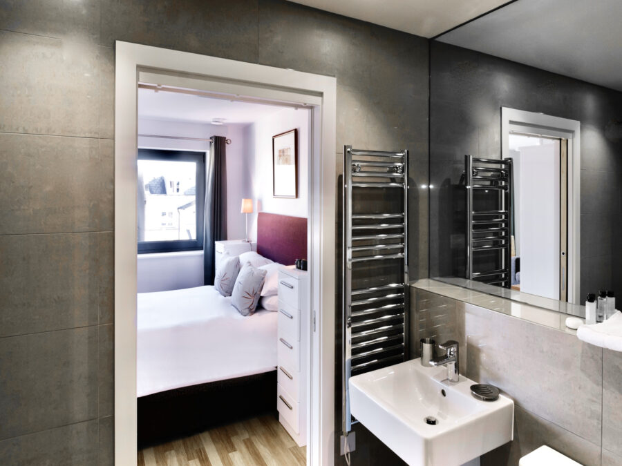 Eden House - Executive - Bathroom & Bedroom11