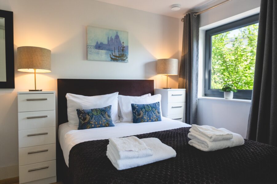 Eden House - Executive - Bedroom (11)